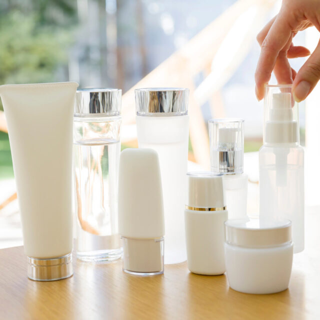 0128pixta_61703668_M