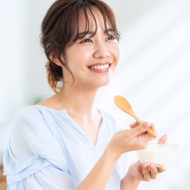 1231pixta_98714340_M