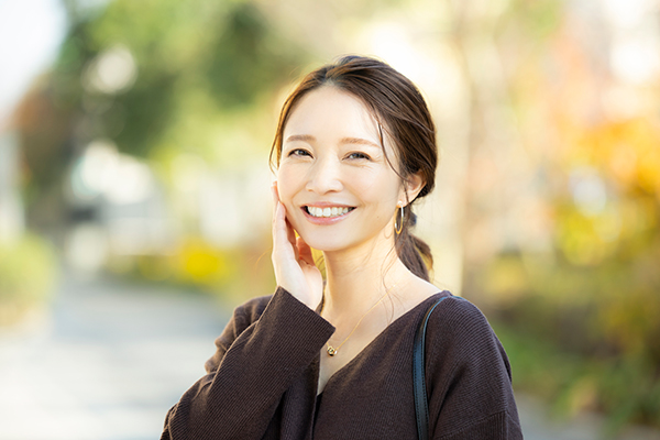 pixta_74687212_M-1