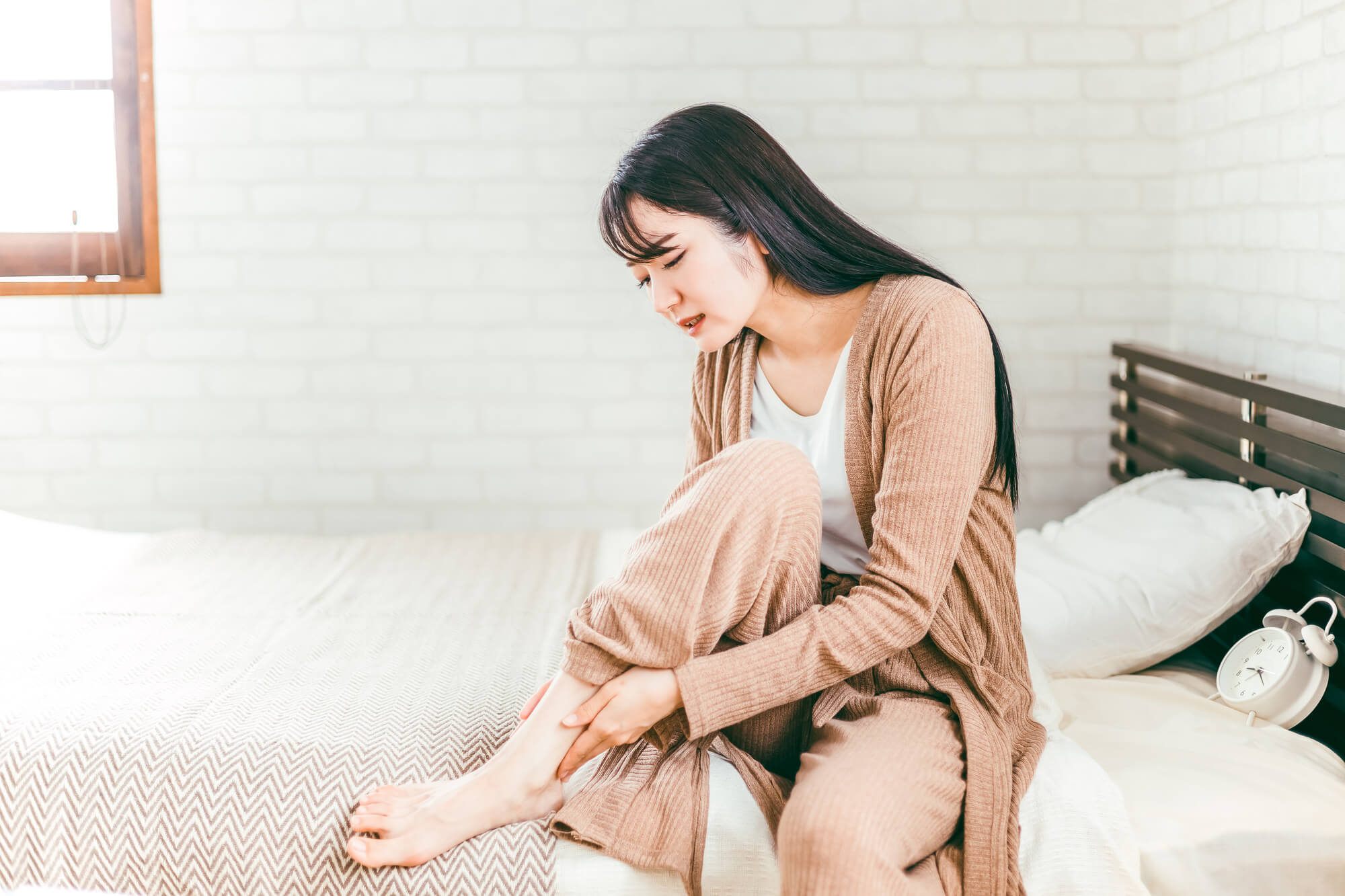 むくみを放置するとどうなる？ 解消してすっきり軽いボディへ！